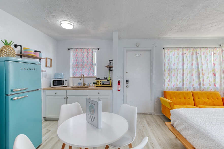 More Photos Of 2240 S Atlantic Ave, Daytona Beach Hotel For Sale