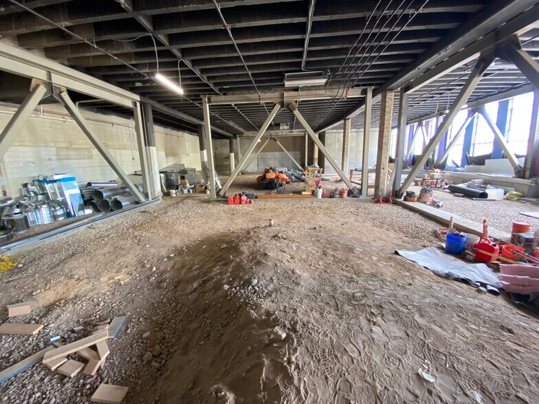 More Photos Of 455-467 25th St, Ogden Restaurant For Lease