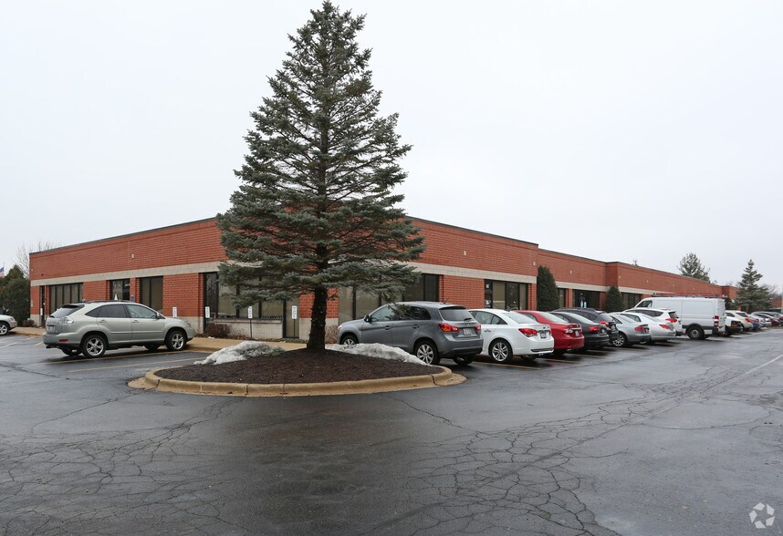 More Photos Of 1255 Bond St, Naperville Unknown For Lease