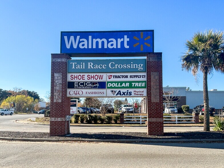 More Photos Of 441 Drive In Ln, Moncks Corner Unknown For Lease