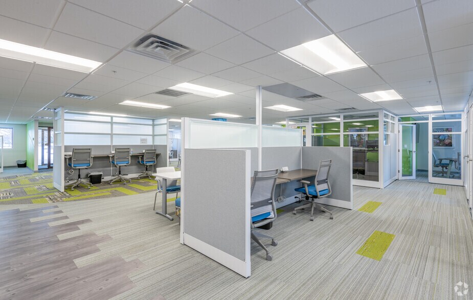 More Photos Of 410 Amherst St, Nashua Office For Lease