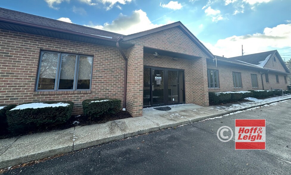 Primary Photo Of 960 Graham Rd, Cuyahoga Falls Medical For Lease