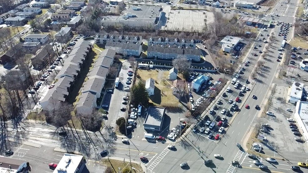 More Photos Of 81 East Route 59, Nanuet Freestanding For Lease