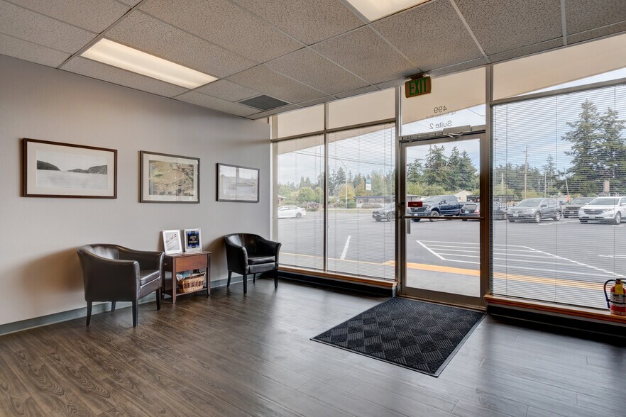 More Photos Of 499 NE Midway Blvd, Oak Harbor Office For Sale
