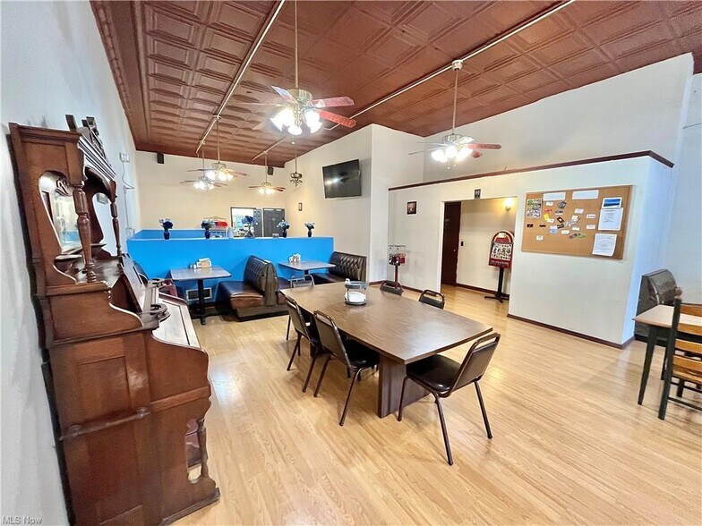 More Photos Of 223 Broad St, Conneaut Storefront Retail Residential For Sale