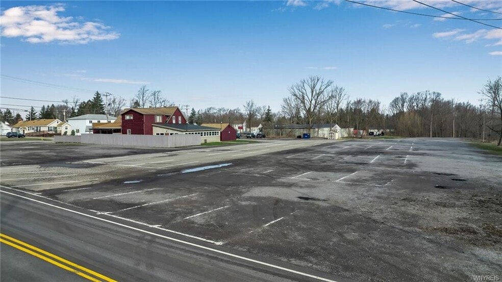 More Photos Of 3719 Abbott Rd, Orchard Park Restaurant For Sale