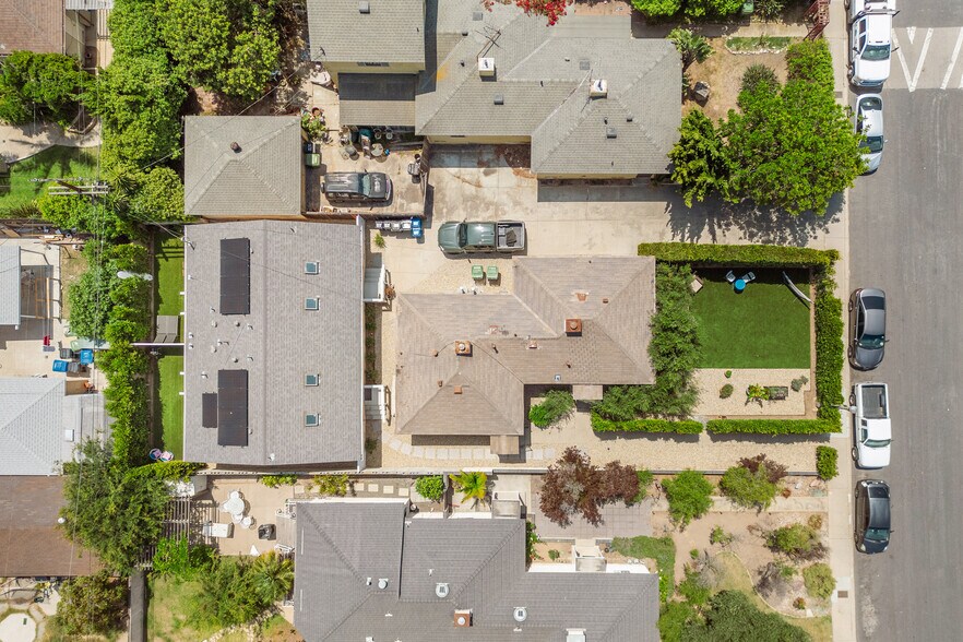 More Photos Of 8430 Wiley Post Ave, Los Angeles Multifamily For Sale