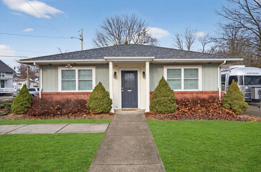 Primary Photo Of 201 Homestead Ave, Maybrook Medical For Sale