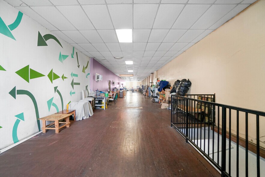 More Photos Of 4709-4711 E Whittier Blvd, Los Angeles Storefront Retail Office For Sale