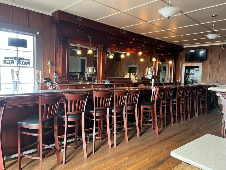 More Photos Of 39301 S US Hwy 1, Gualala Hotel For Sale