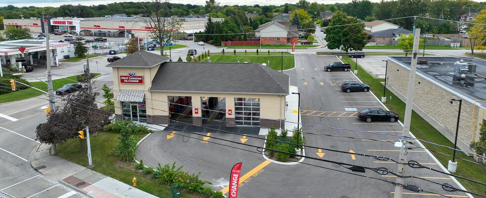 More Photos Of 8025 Tecumseh Rd E, Windsor General Retail For Lease