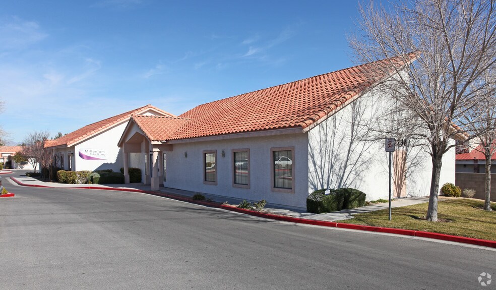 More Photos Of 8230 W Charleston Blvd, Las Vegas Medical For Lease