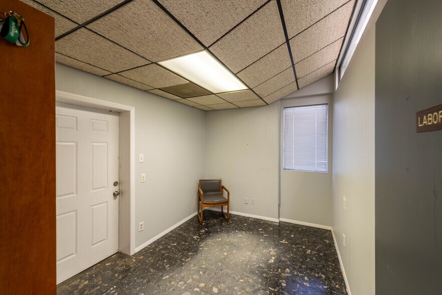 More Photos Of 312 E 2nd St, Alice Healthcare For Sale