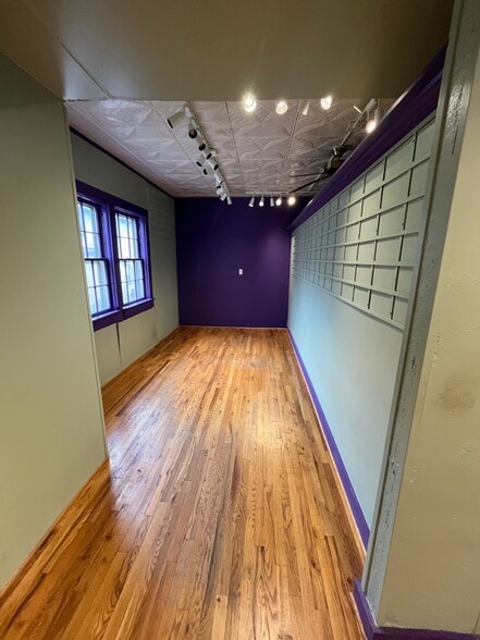 More Photos Of 721 Caroline St, Fredericksburg Storefront For Lease