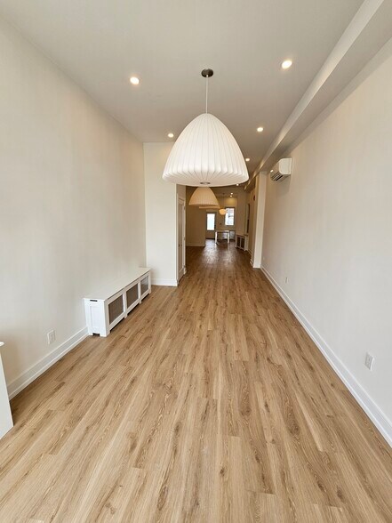 More Photos Of 3293 Dundas St W, Toronto Storefront Retail Residential For Lease