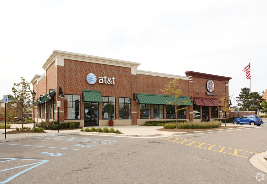 More Photos Of 43075-43271 Crescent Blvd, Novi Unknown For Lease