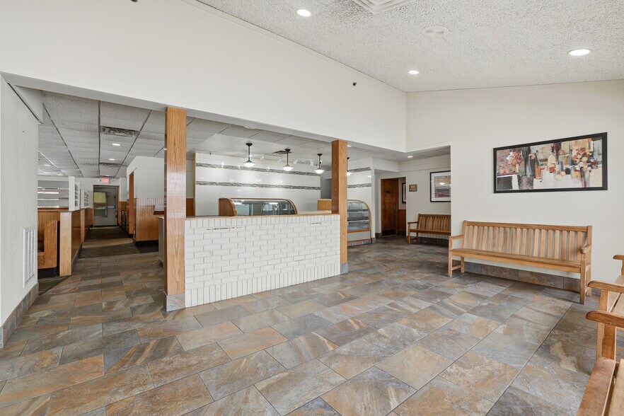 More Photos Of 143 Division St, Stevens Point Restaurant For Sale