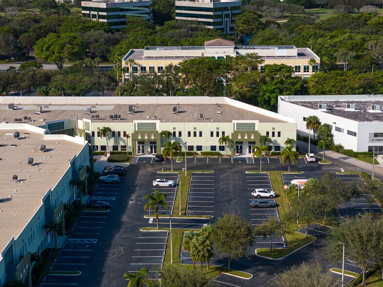 More Photos Of 1200 S Rogers Cir, Boca Raton Warehouse For Lease