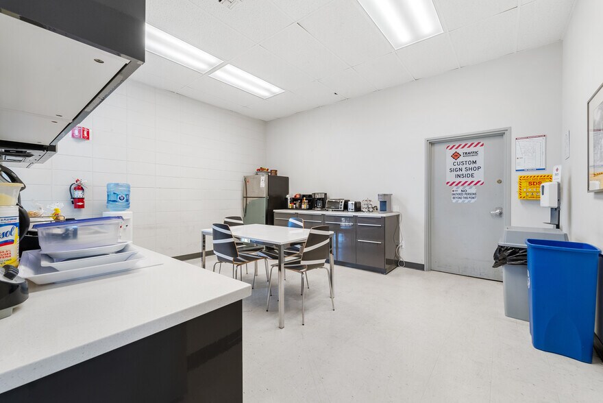 More Photos Of 8399 Edgewater Dr, Oakland Warehouse For Sale