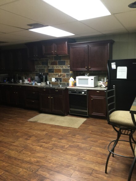 More Photos Of 2550 Washington Blvd, Ogden Office For Lease