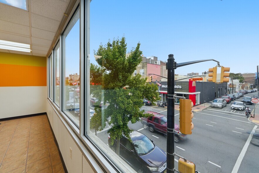More Photos Of 5405 Bergenline Ave, West New York Storefront Retail Office For Lease