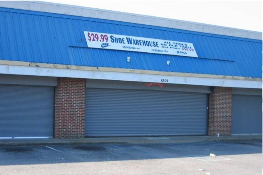 More Photos Of 4205 W Mercury Blvd, Hampton Freestanding For Sale