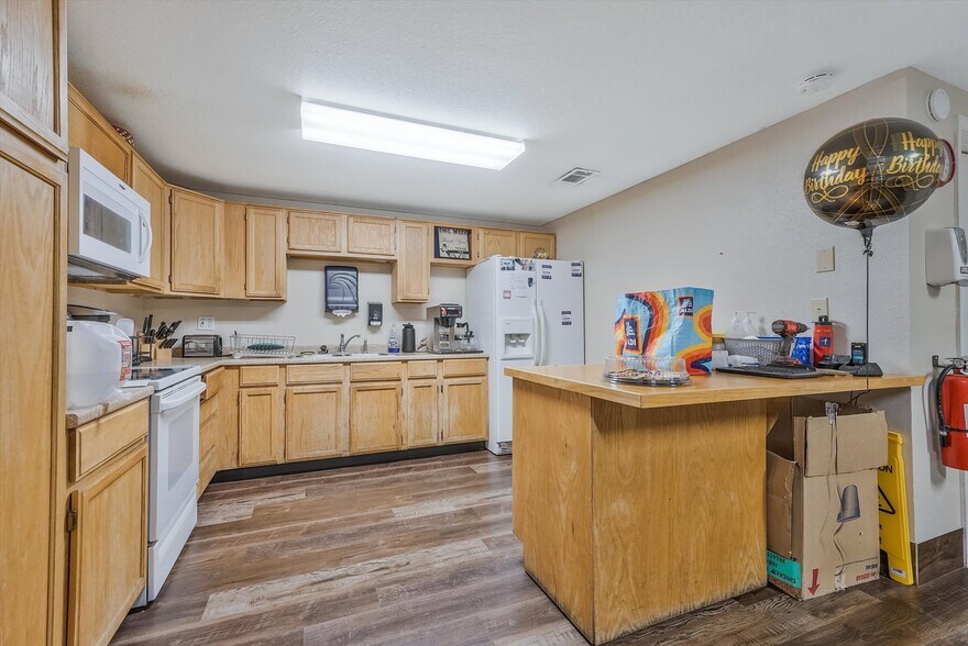 More Photos Of , Granbury Unknown For Sale