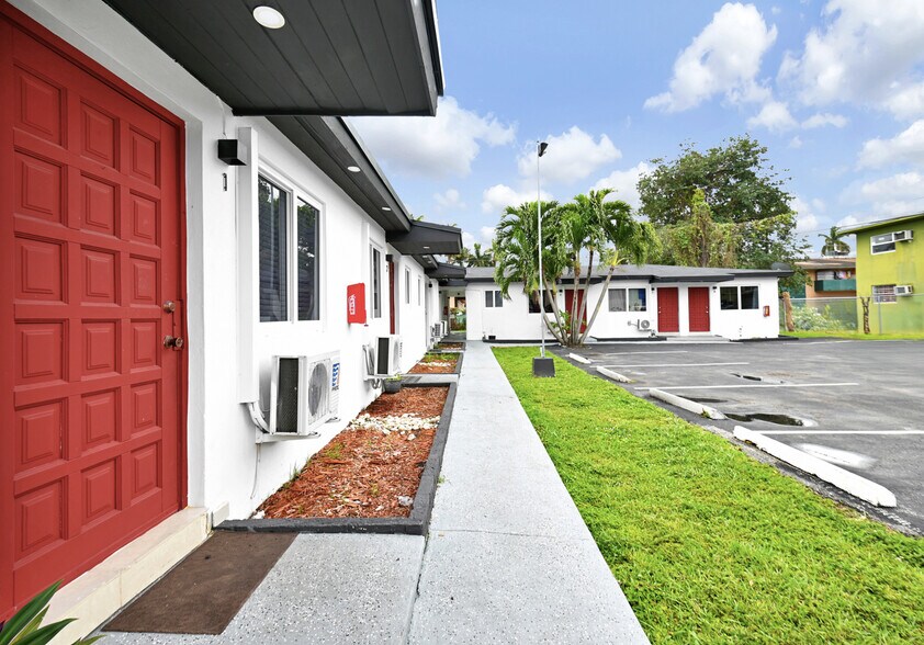 More Photos Of 1920-1930 NW 29th St, Miami Apartments For Sale