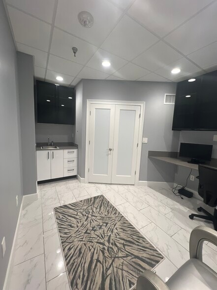 More Photos Of 668-670 N Orlando Ave, Maitland Office For Sale