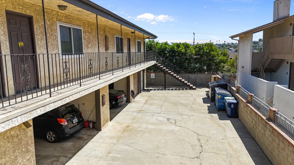 More Photos Of 508 W Imperial Ave, El Segundo Apartments For Sale