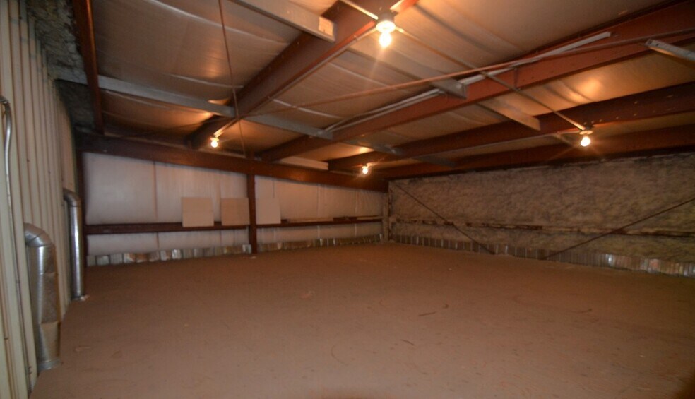 More Photos Of 5018 52 Ave, Tofield Warehouse For Sale