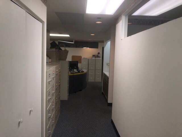 More Photos Of 2 Professional Dr, Gaithersburg Office For Lease