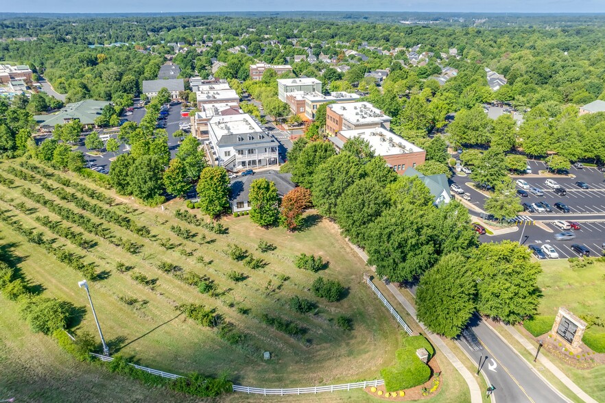 More Photos Of 1171 Market St, Fort Mill Medical For Sale