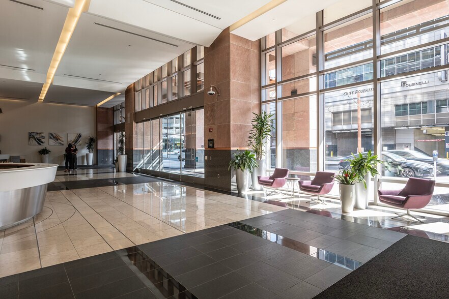 More Photos Of 1 N Central Ave, Phoenix Office For Lease