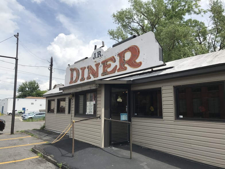 Primary Photo Of 1208 Wolf St, Syracuse Restaurant For Sale