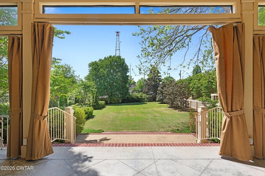 More Photos Of 428 N Cumberland St, Jackson Specialty For Sale