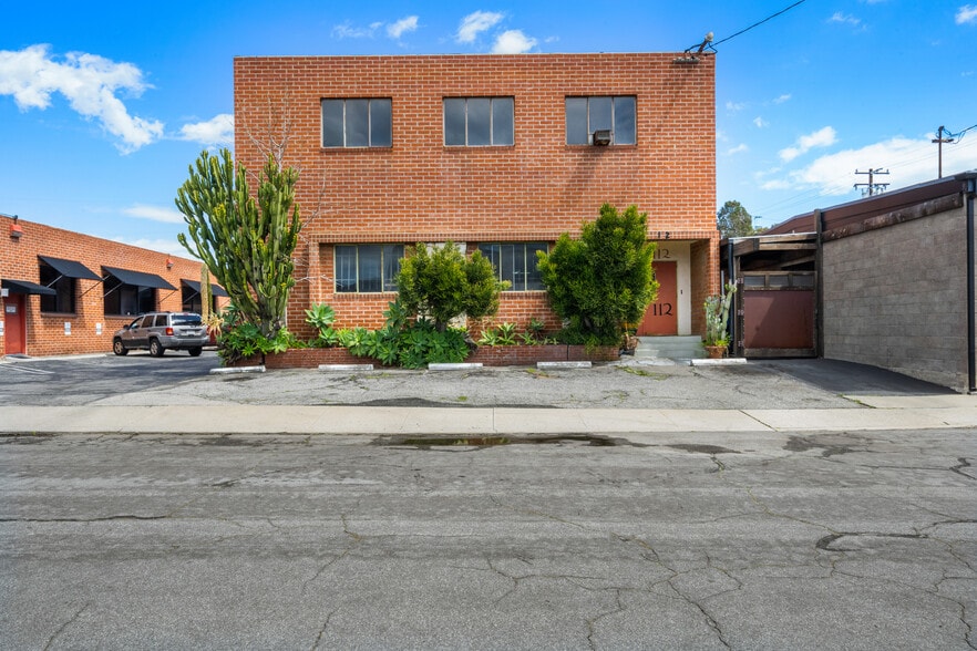 Primary Photo Of 112 Penn St, El Segundo Warehouse For Sale
