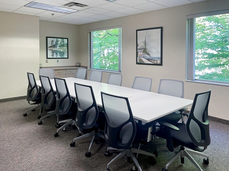 More Photos Of 1760 Abbey Rd, East Lansing Coworking Space