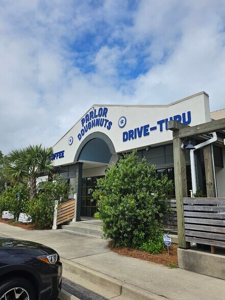 More Photos Of 11359 Highway 17, Pawleys Island Restaurant For Sale