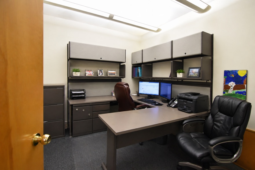 More Photos Of 101 W Front Street, Greenwood Office For Sale