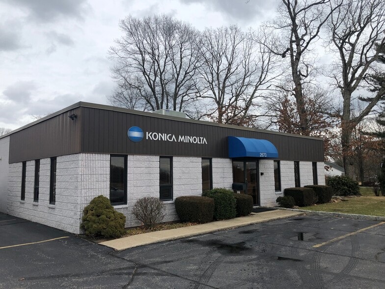 More Photos Of 2670 Warwick Ave, Warwick Light Distribution For Lease