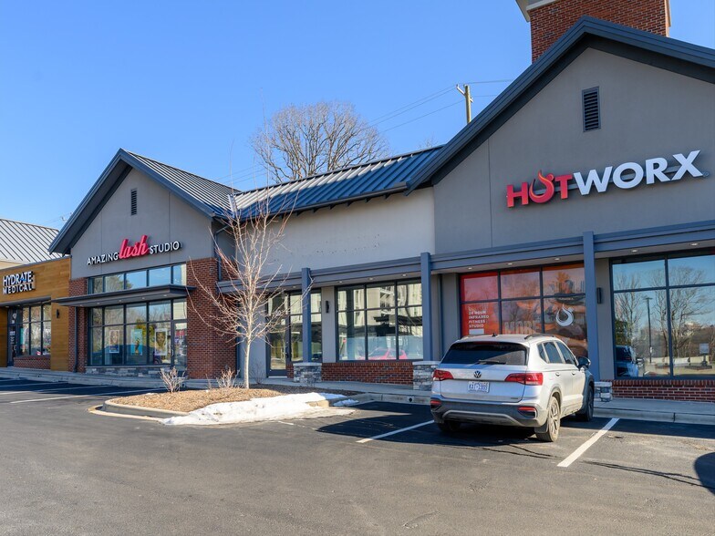 More Photos Of 190 Hendersonville Rd, Asheville Storefront Retail Office For Lease