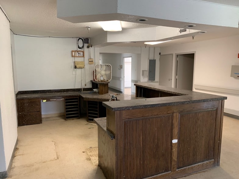 More Photos Of 209 W Hackberry Ave, McAllen Rehabilitation Center For Lease