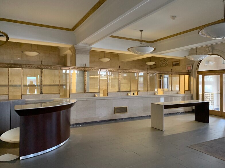 More Photos Of 2 S Broadway, Tarrytown Restaurant For Sale