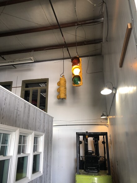 More Photos Of 340 Greenbrier Dr, Charlottesville Manufacturing For Lease