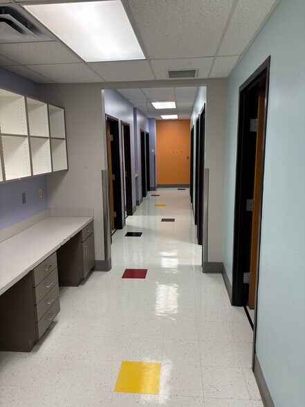 More Photos Of 1090 9th Ave SW, Bessemer Medical For Lease