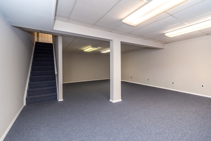 More Photos Of 301 S Main St, Doylestown Medical For Sale