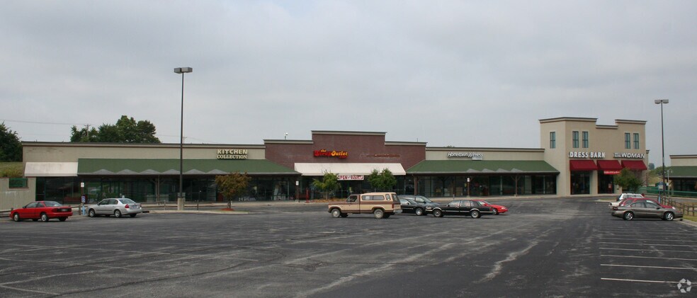 More Photos Of 1402-1498 W Old Highway 40, Odessa Unknown For Lease