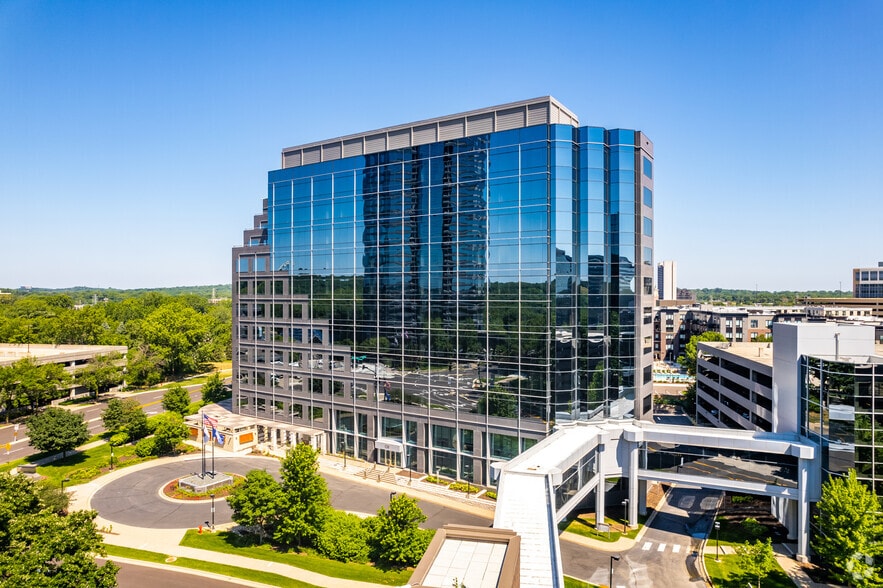 More Photos Of 8000-8500 Normandale Lake Blvd, Bloomington Unknown For Lease