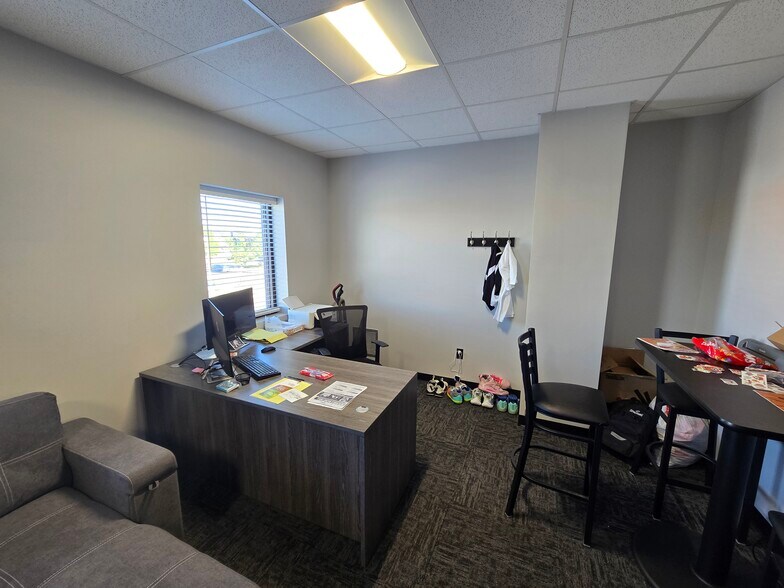More Photos Of 1155 40th Ave S, Grand Forks Sports And Entertainment For Sale